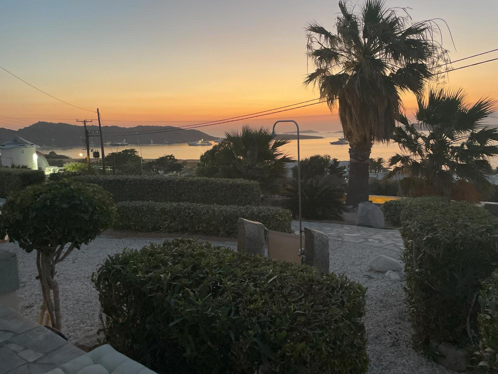 Playera Bungalow G Sea View Науса Экстерьер фото